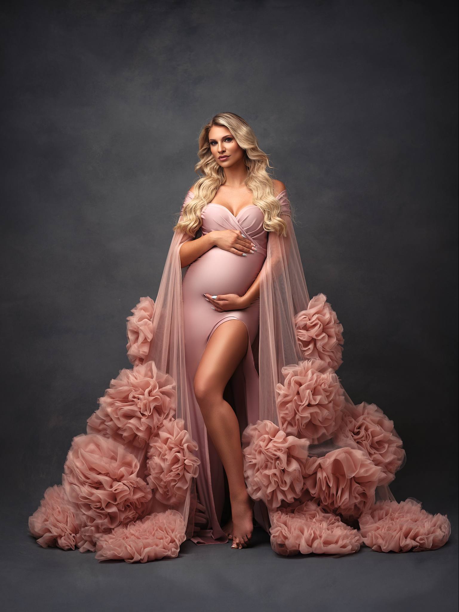 Mauve Pink Ruffled Maternity Dress For Photoshoot