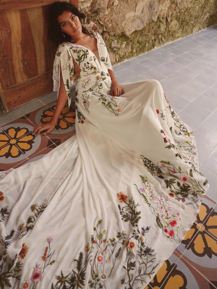 Floral Lace Applique Ivory Bridal Dress