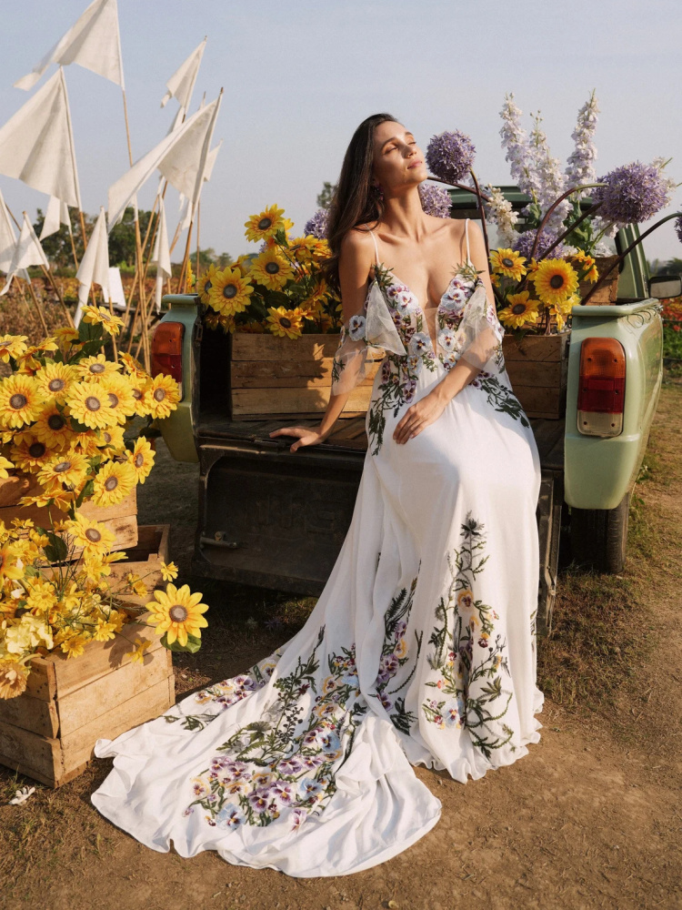 Ivory Floral Lace Applique Bridal Dress