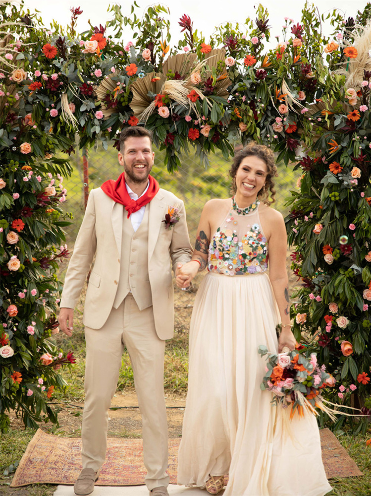 2 Pieces Floral Embroidred Lace Bridal Dress