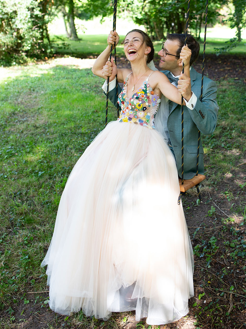 Vintage Floral Embroidred Lace Ivory Bridal Dress