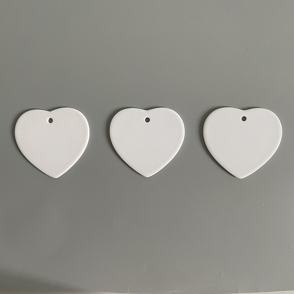 YIPAI US Warehouse Christmas Supply Wholesale Ceramic Ornaments With Glod Rope Mix 5 Styles Christmas Tree Shape Star Heart Egg Round Shape Sold By Case (Pre Sale Delivery Time 8th October)