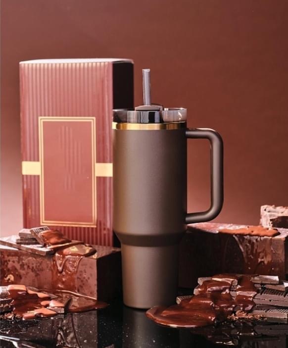 20 Pack YIPAI USA Warehouse 30oz Chocolate Mirror Gold Underneath Quencher Tumbler With Colored Straw