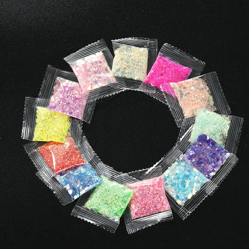 1Kg Pack Total 5Kgs Yipai China Warehouse 0.4mm 1mm 2.5mm Glitter for Art Crafts Tumbler Scrapbook Jewelry Making, Assorted Body Face Hair Glitter Bulk Ship By Air