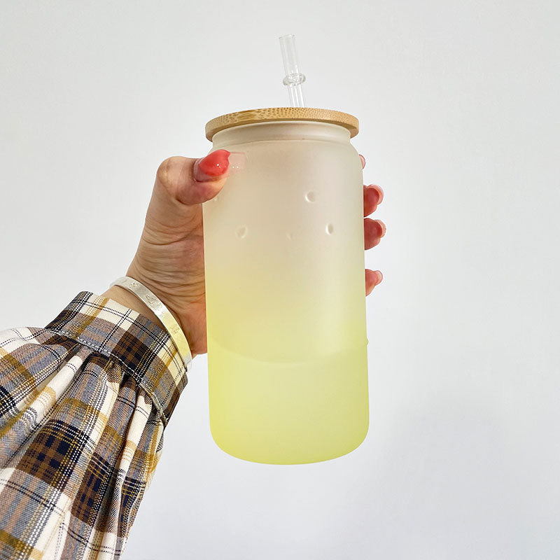 YIPAI 20oz Blank Sublimation Cold Water Colorful Color Changing Frosted Beer Glass Can With Bamboo Lid And Plastic Straw Sold By Case
