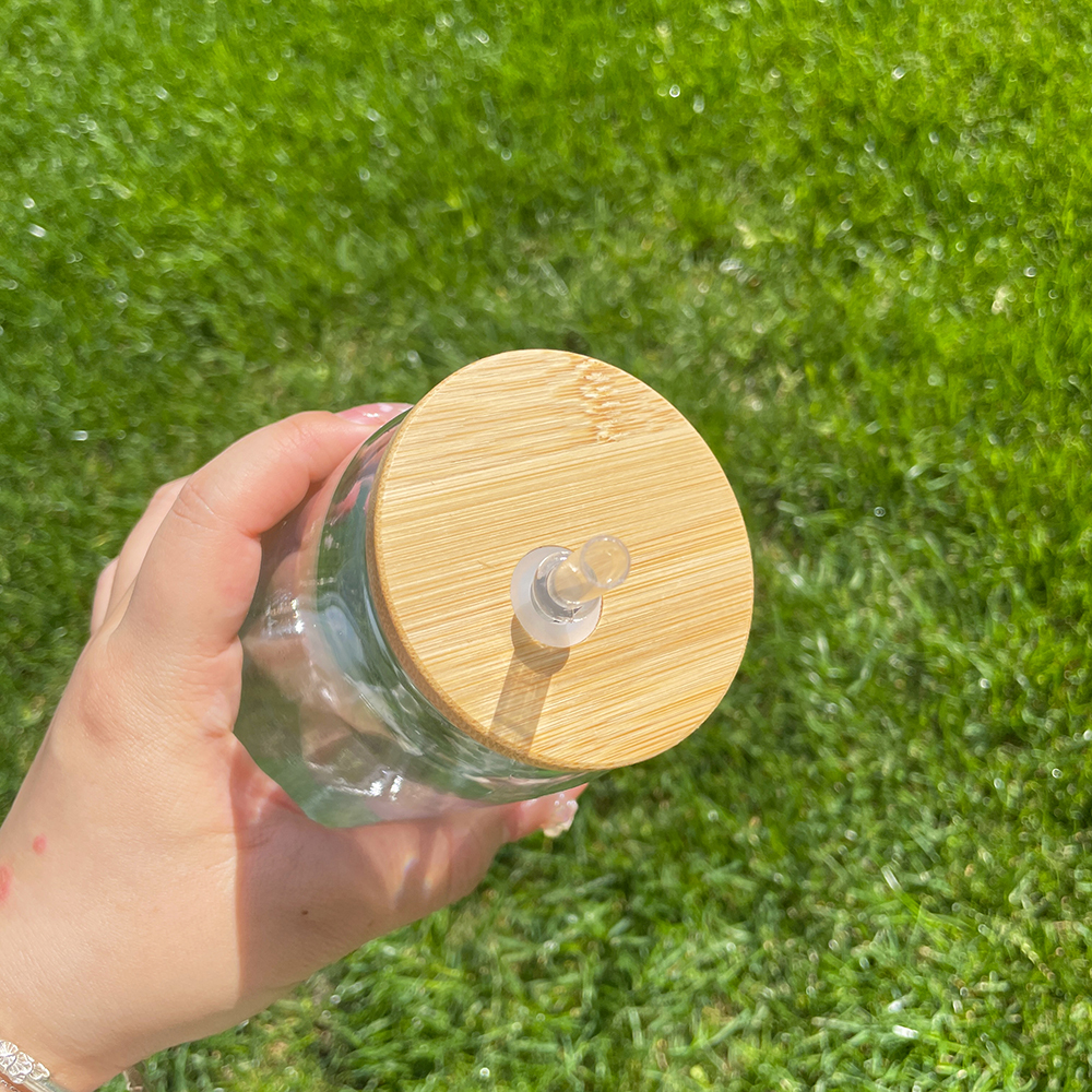50 Pack YIPAI USA Warehouse Clear Plastic Cup with Bamboo Lids Same Shape As 16oz Glass Can