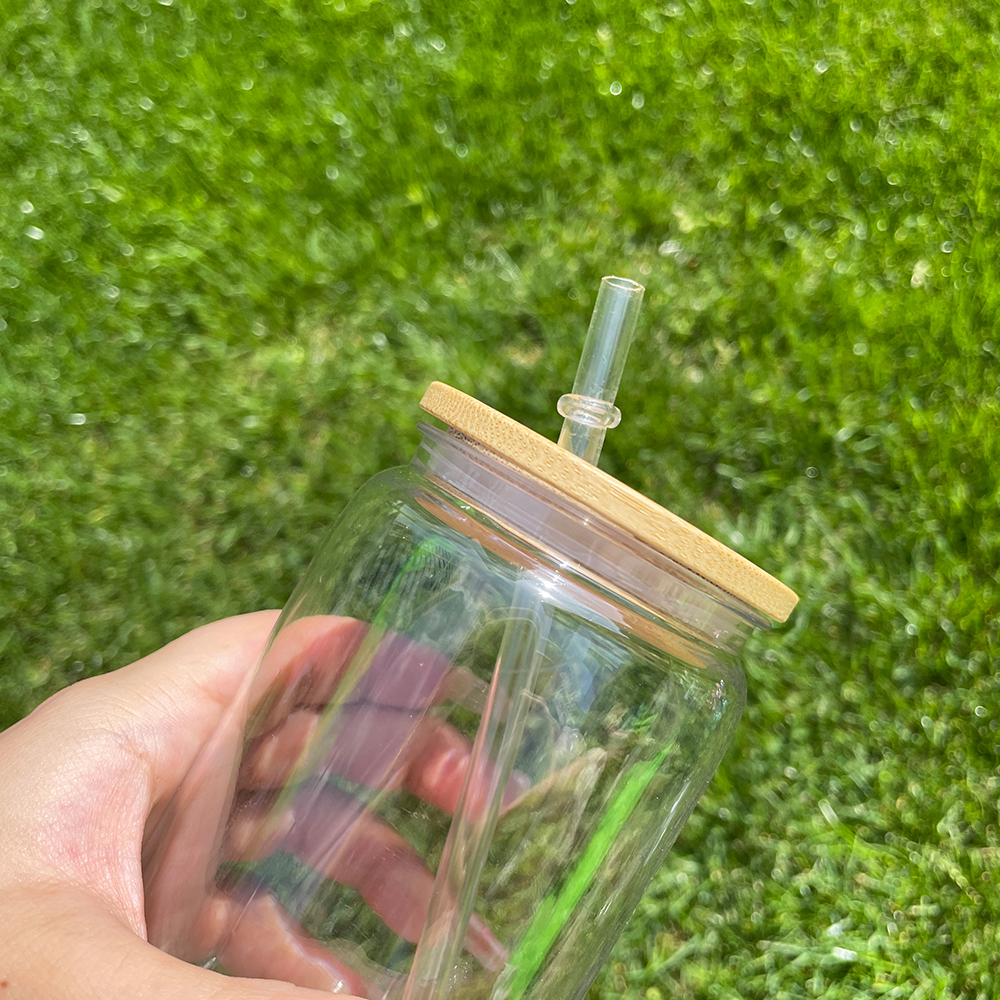 50 Pack YIPAI USA Warehouse Clear Plastic Cup with Bamboo Lids Same Shape As 16oz Glass Can