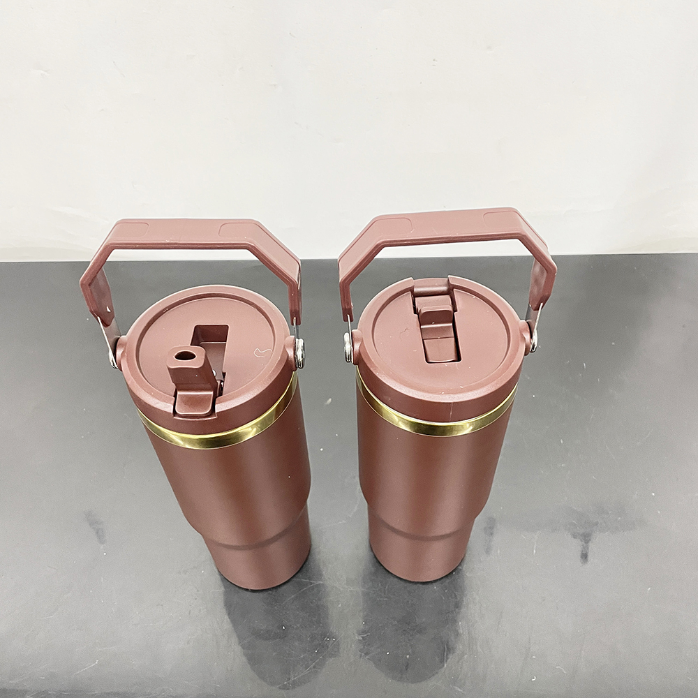 25 Pack YIPAI China Warehouse 30oz Mirror Gold Underneath Flip Straw Chocolate Color Tumblers For Laser Engraving Winter Color Water Bottles