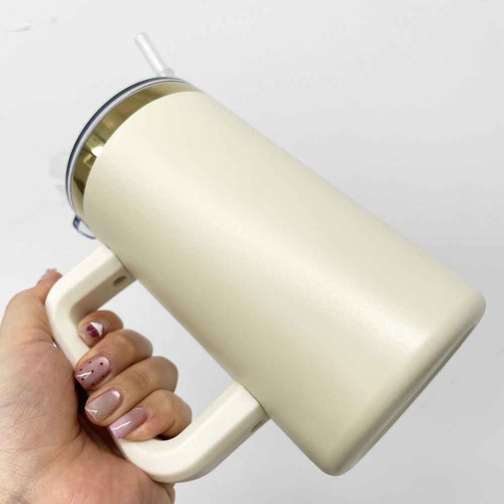 20 Pack YIPAI China Warehouse Christmas Mirror Gold Plating Powder Coated 20oz Coffee Mugs with Removable Plastic Handle for Laser Engraving