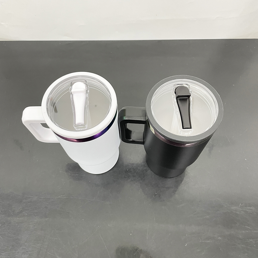 25 Pack YIPAI USA Warehouse Black White 20oz Kids Stainless Steel Leak Proof Straw Lids Rainbow Plated Underneath Power Coated Tumblers for Laser Engraving