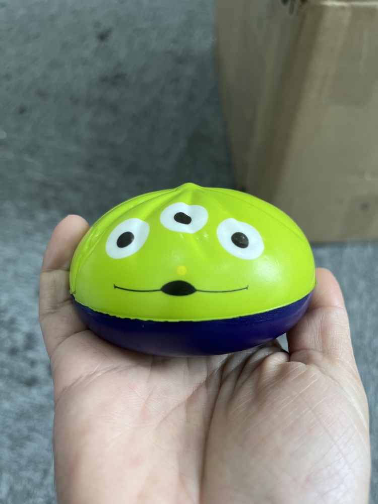 72 Pack YIPAI China Warehouse Disney Cartoon PU Squeeze Squishy Dumplings Toys with Steamer