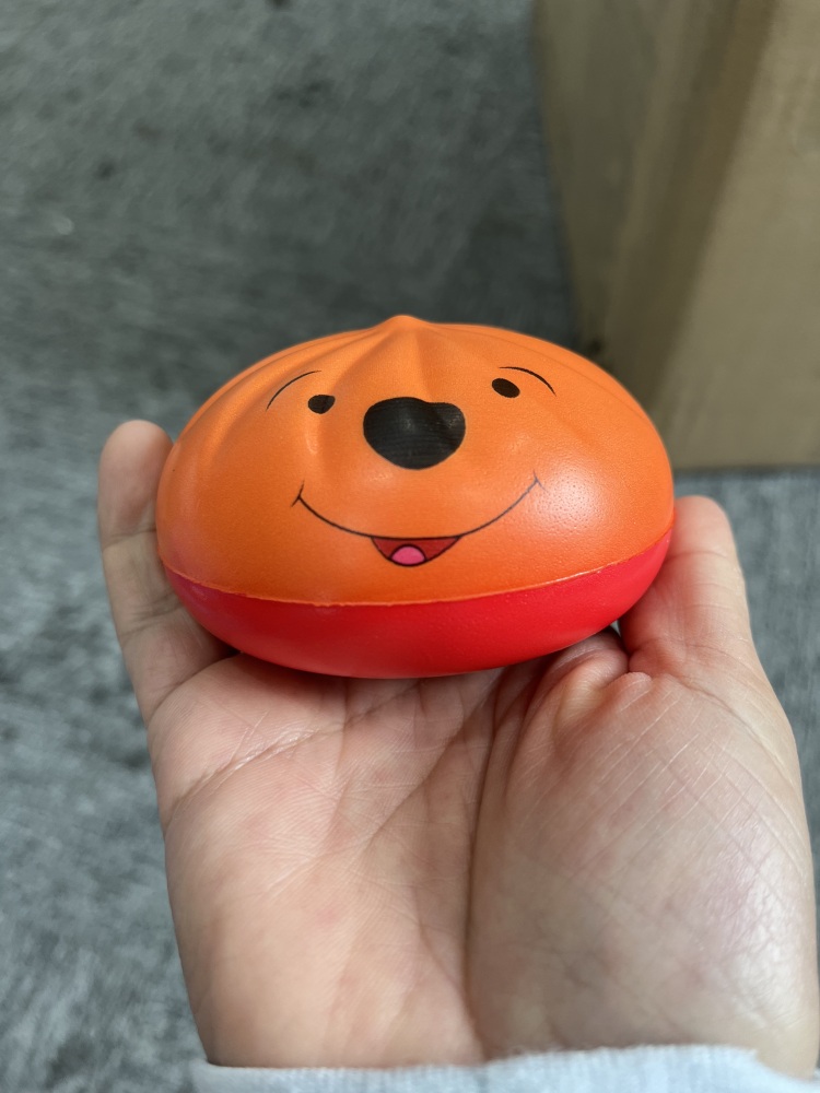 72 Pack YIPAI China Warehouse Disney Cartoon PU Squeeze Squishy Dumplings Toys with Steamer