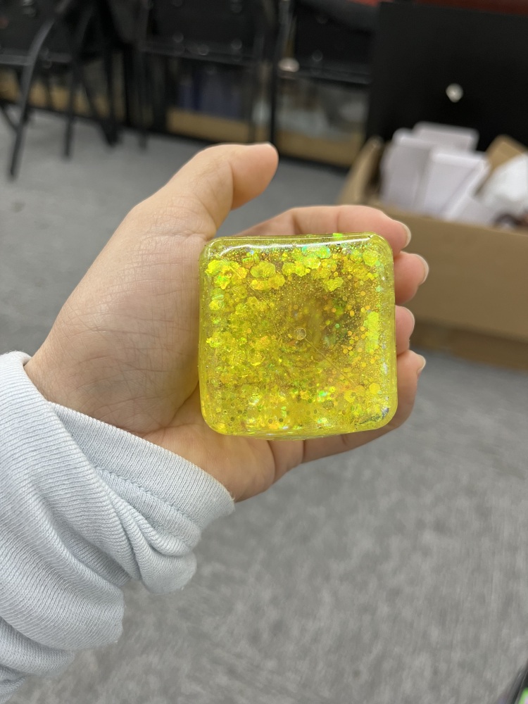 72 Pack YIPAI China Warehouse 5cm Glitter Squeeze Ice Cubes with Gift BoX