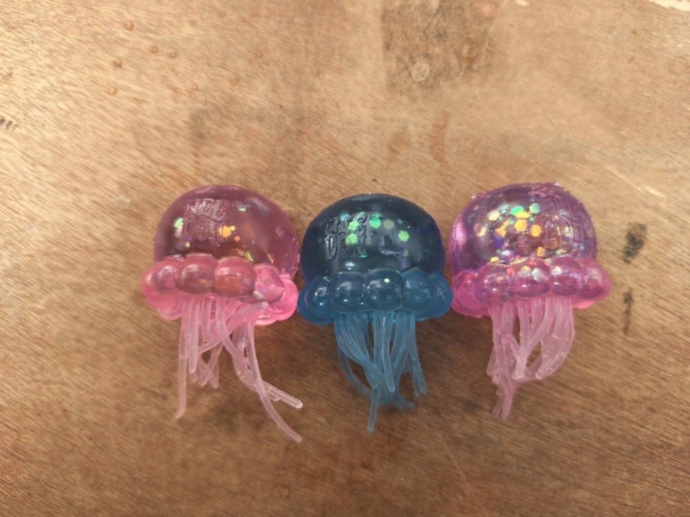 60 Pack YIPAI China Warehouse Squeeze Decompression Jelly Fish Squishy Stress Relief Toys