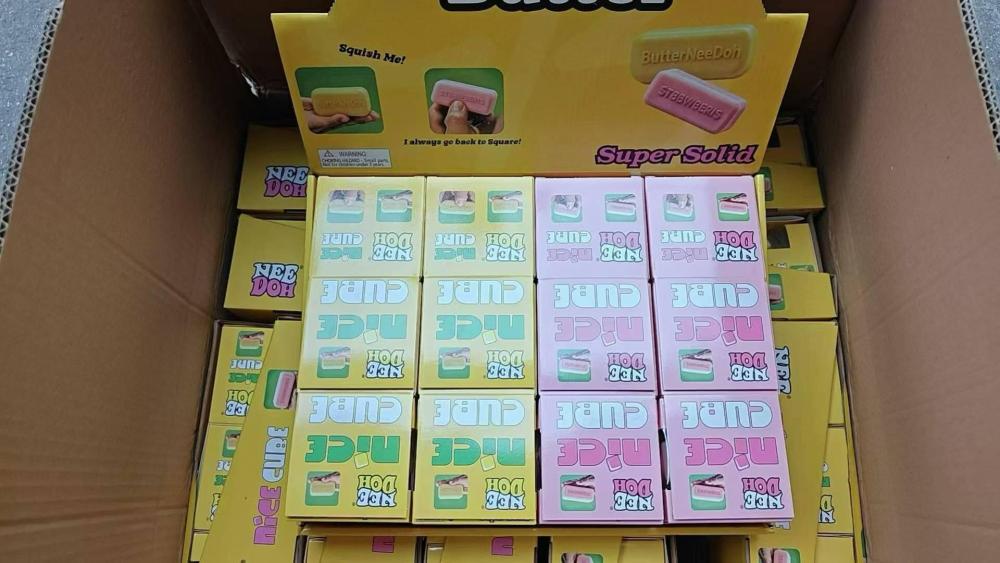 72 Pack YIPAI China Warehouse Flour-filled TPR Large Yellow Strawberry 4oz Squishy Butter Stick Stress Relief Fidget Toy for Kids