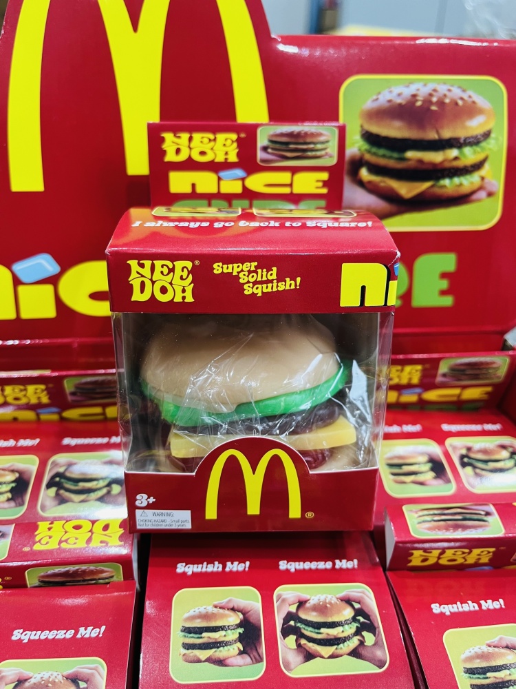 72 Pack YIPAI China Warehouse Needoh Removable DIY Hamburger Squishy Stress Relief Fidget Toy with Gift Box for Kids
