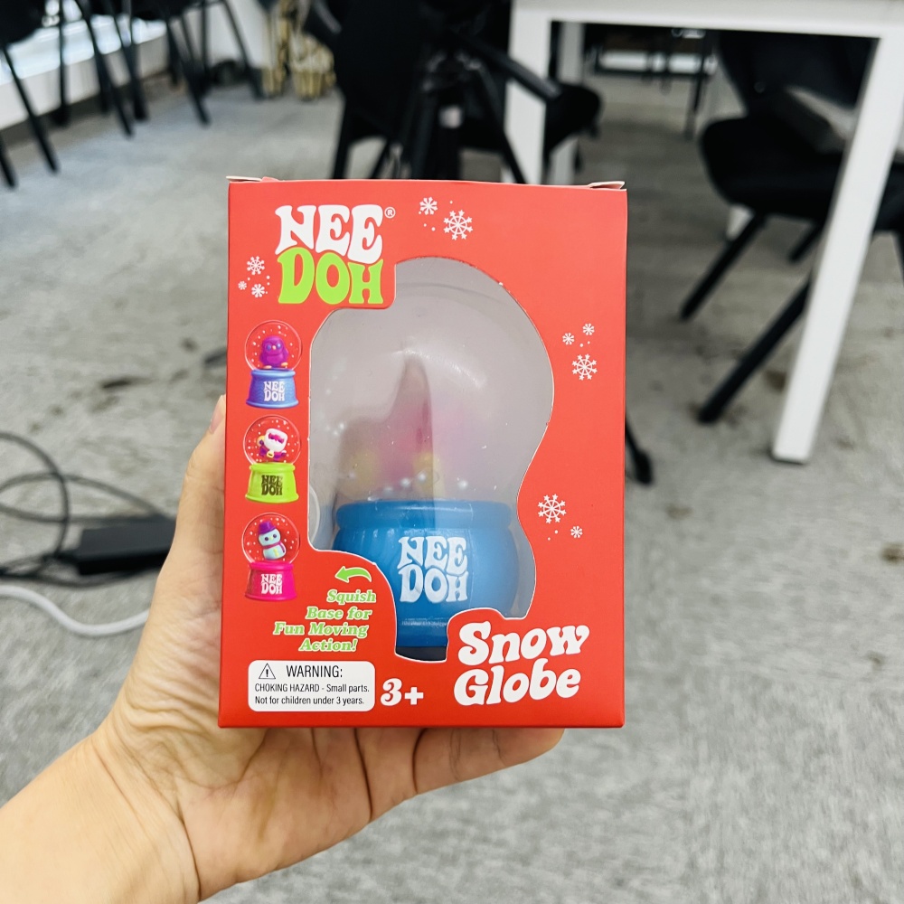 60 Pack YIPAI China Warehouse Needoh Style Christmas Snow Globe Flow Squishy Stress Relief Fidget Toys with Flashing Light for Kids