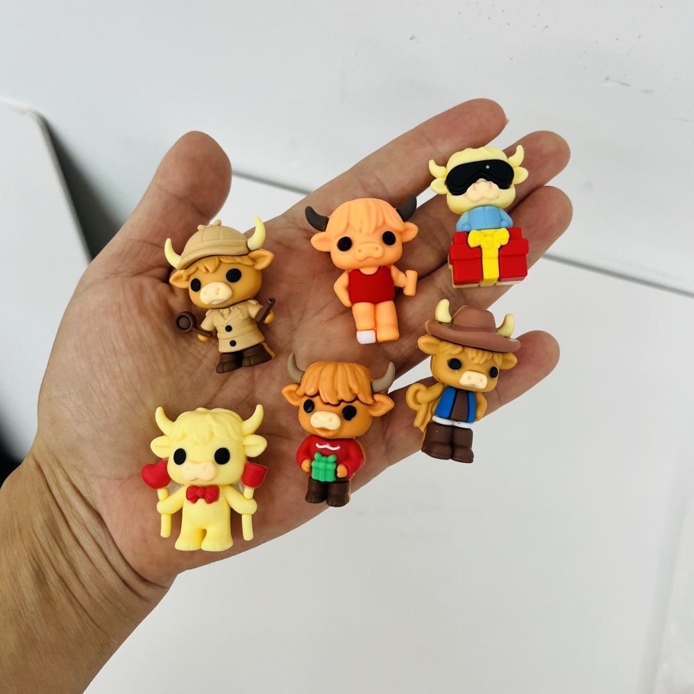 25 Pack YIPAI China Warehouse 2026 Highland Cow Christmas Advent Calendar 24‑Day Countdown Surprise Blind Box Gift Set for Kids