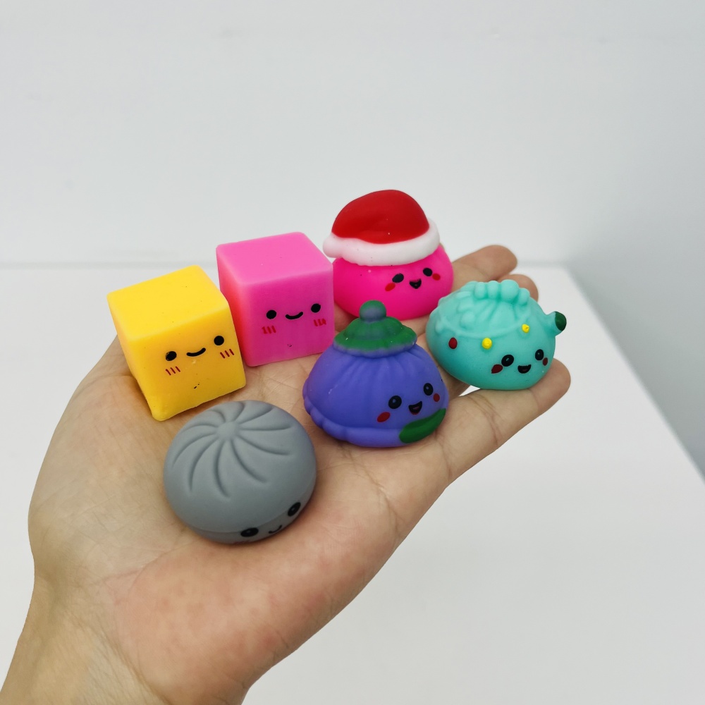 25 Pack YIPAI China Warehouse 2026 Christmas Squishy Dumpling Toy Cute Soft Advent Calendar 24 Days Mystery Blind Box Fidget Sensory Squeeze Stress Relief Holiday Surprise Gift for Kids