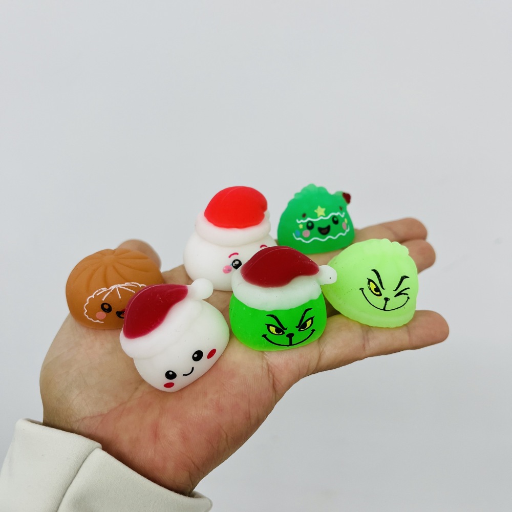 26 Pack YIPAI China Warehouse 24 Days Christmas Grinch Dumpling Squishy Advent Calendar Mini Bao Bun Squeeze Fidget Toy Set Soft TPR Stress Relief ASMR Sensory Surprise Blind Box Gift for Kids Adults Christmas Countdown