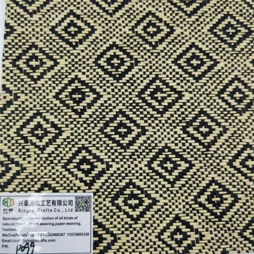 Manufacturer produces wholesale bags, PP straw woven raffia handbags and bags, PE straw fabric luggage fabrics