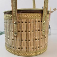 Creative folding bamboo basket made of fine thick materials. Zongzi packaging basket manufacturer specializes in direct sales and wholesale