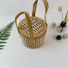 Factory direct supply of artificial woven rice dumpling bamboo basket moon cake bamboo frame local specialty bamboo basket hairy crab storage basket