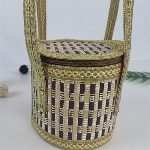 Factory direct supply folding bamboo basket for hairy crabs, bamboo crafts, hand-woven bamboo basket, portable bamboo basket for hairy crabs