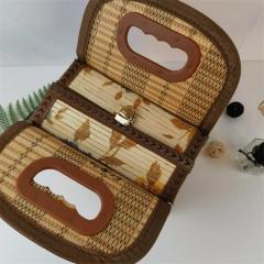 Antique round bamboo basket with bottom and top for rice dumplings, moon cakes, gift packaging, eggs, fruits and cakes