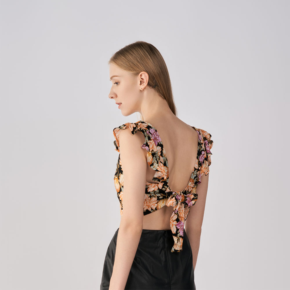 BACK TIE CROP CAMI IN FLORAL