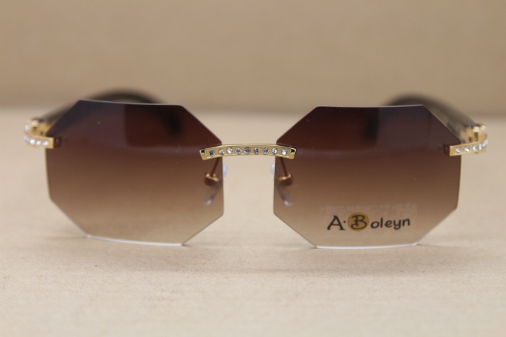 2017 New T8307002 Big Diamond Black Buffalo Sunglasses polygon Brand Glasses