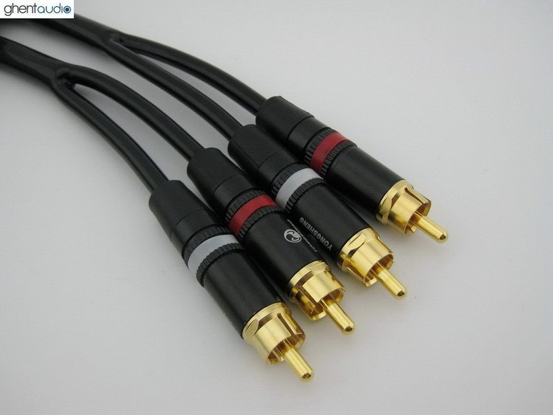 A10 --- Canare MR202-2AT RCA (Male to Male) Cable