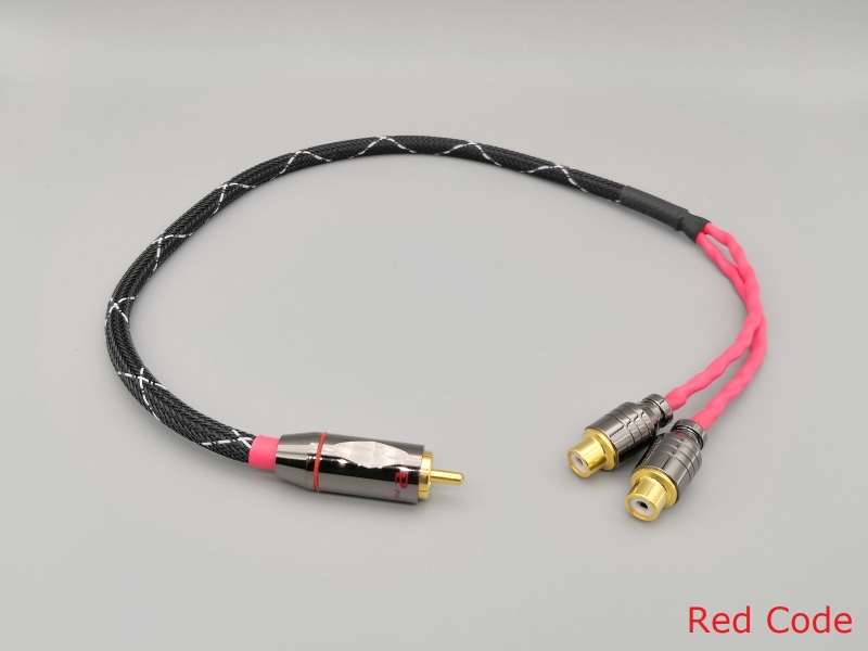 A19 --- Canare L-4E6S RCA (Male to 2 x Female) Y-Cable