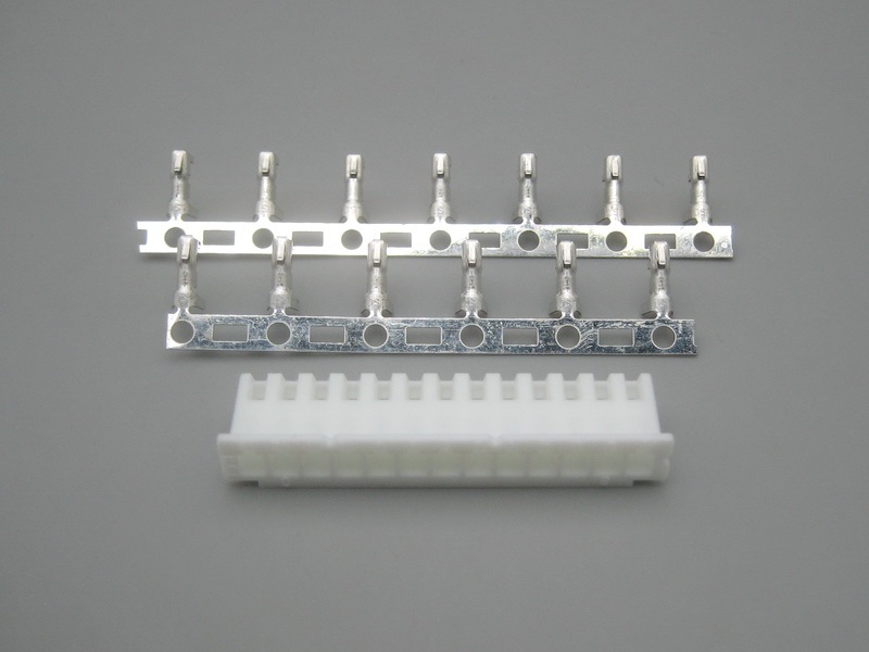 XHP-13 Housing & Contact (13-ways)