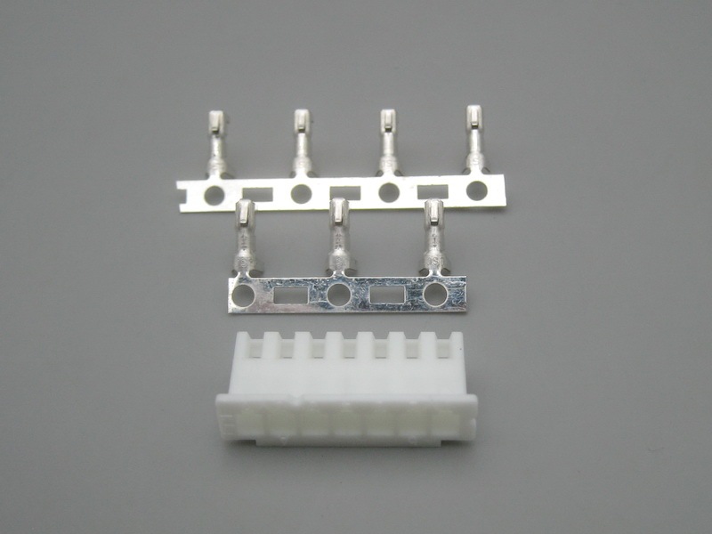 XHP-7 Housing & Contact (7-ways)