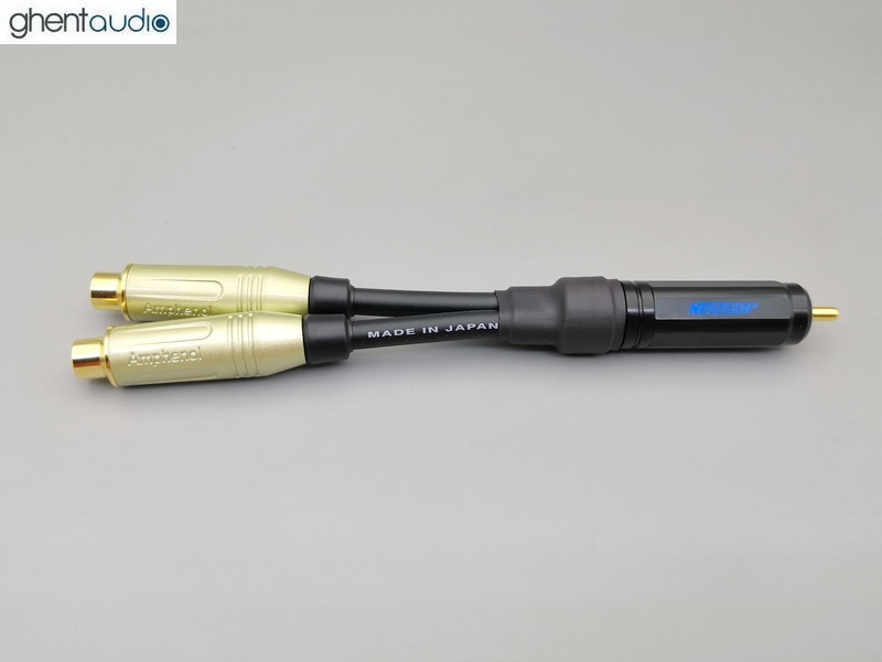 A24 --- Canare L-4E6S RCA (Male to 2 x Female) Y-Cable