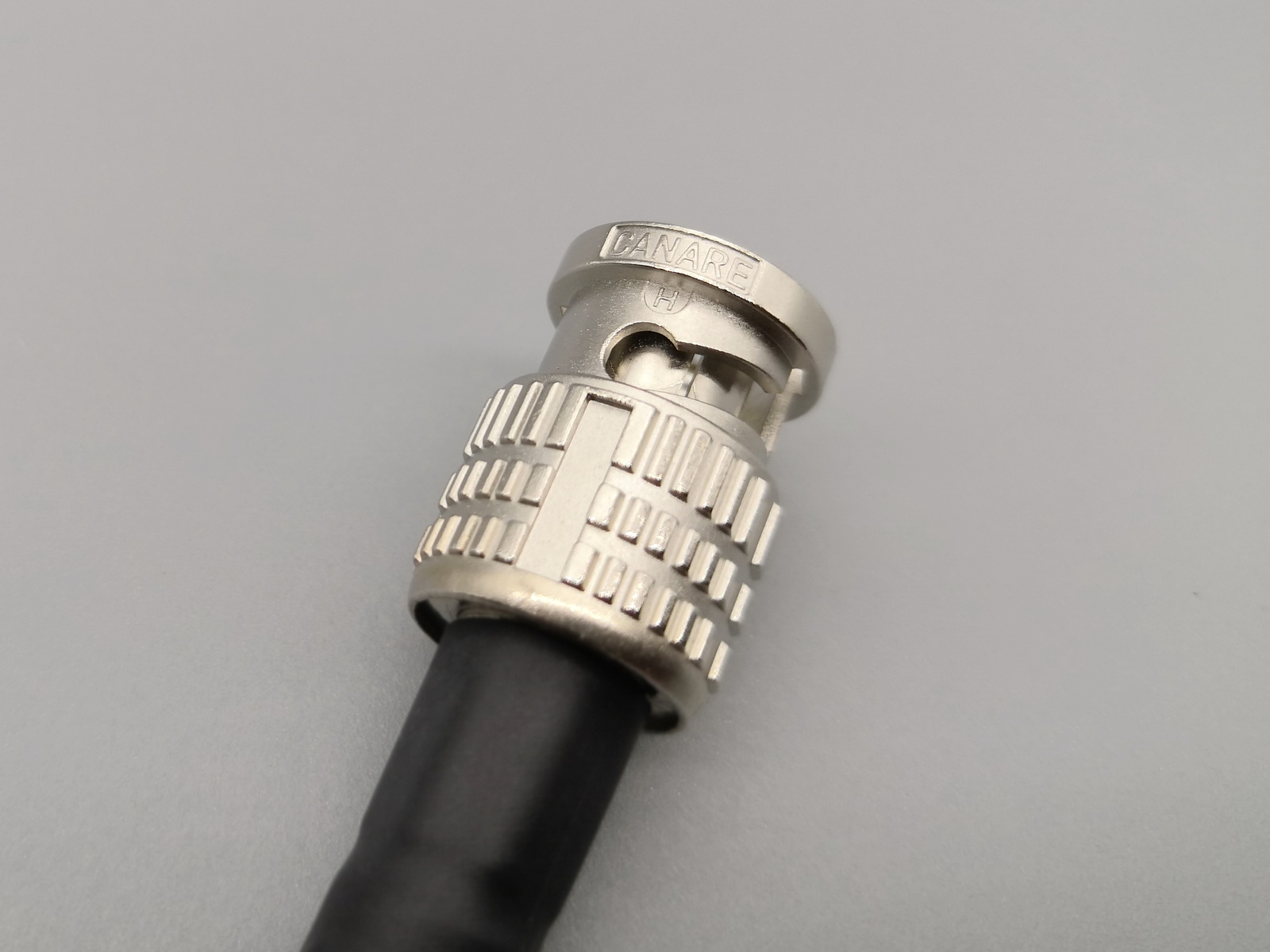 E06 --- Canare LV-61S 75 Ohm Coax 3.5mm(TS)--RCA Cable