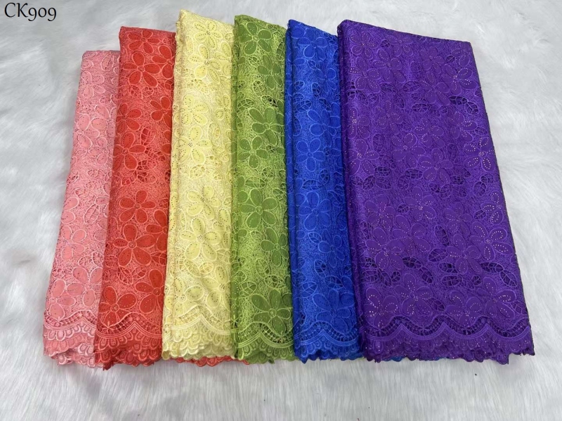 Latest French Gupuire Fabrics Lace African Cord Lace With Sequins Wedding Dress Bridal Lace Trim Material For Wedding Dresses