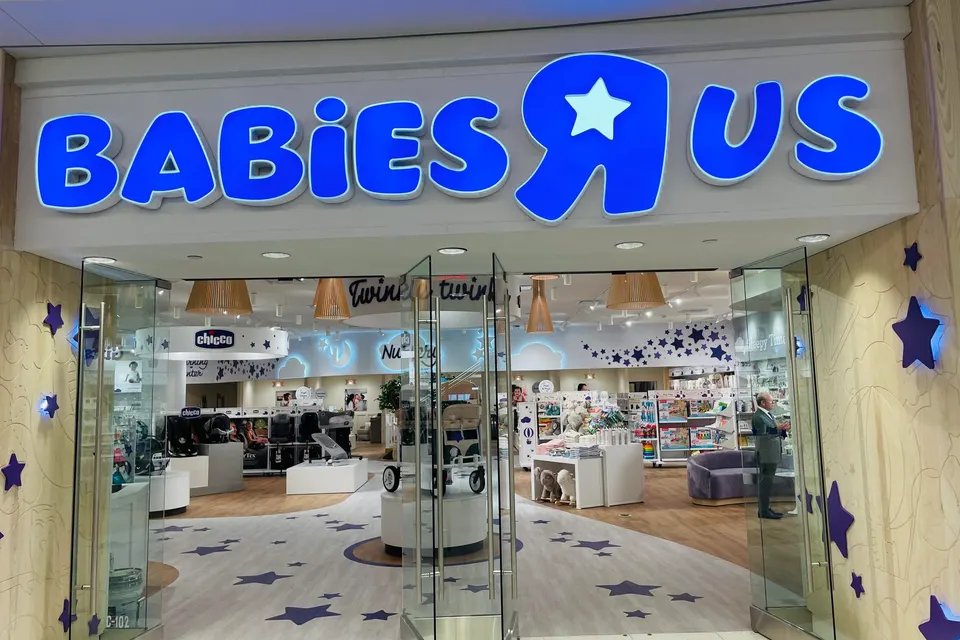 Babies"R"us Reborn-New Store at America