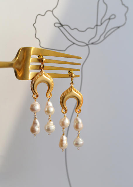 Wind chime pearl double tassel earrings