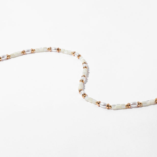 Shell imitation pearl beaded necklace