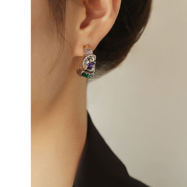 Texture-sensitive color zircon earrings