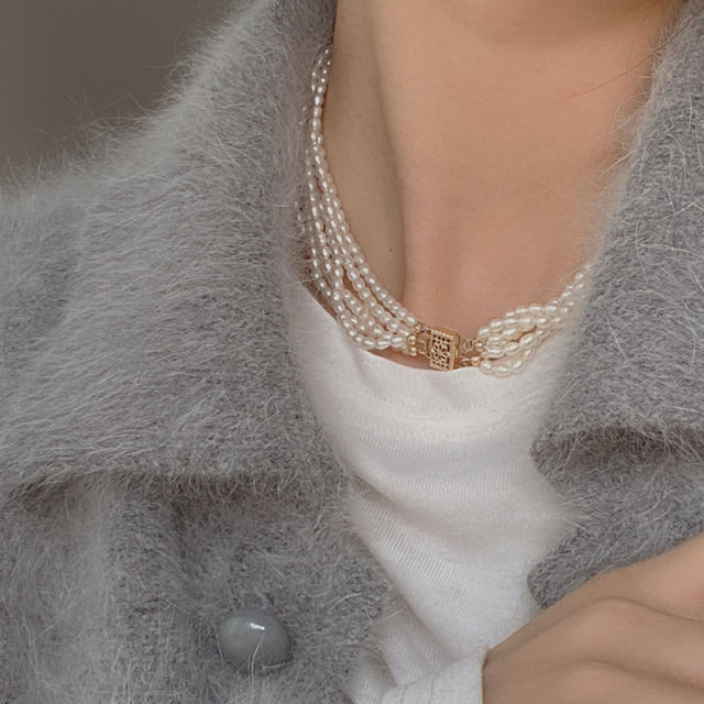 Natural multilayer vintage pearl necklace