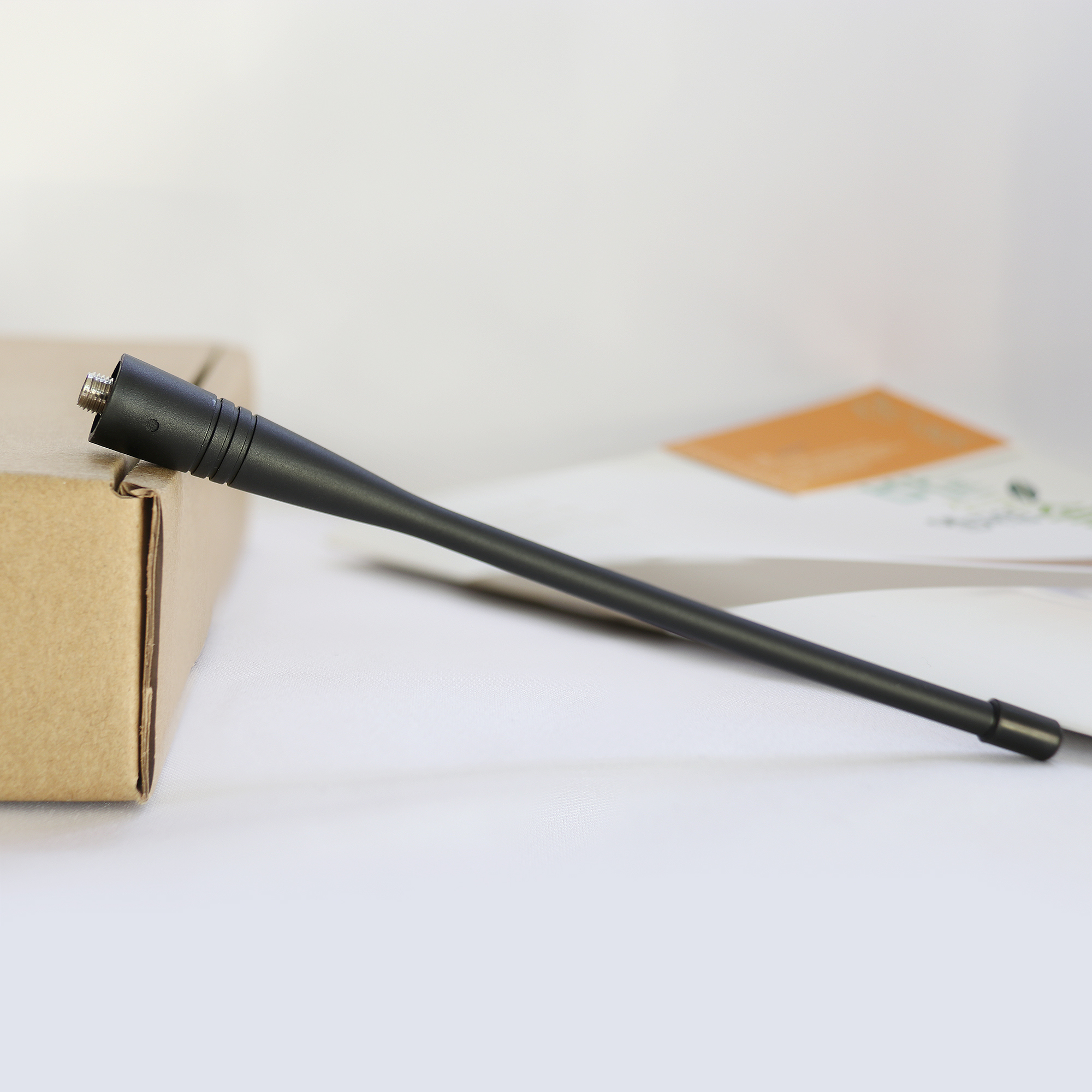 KRA-29 6.7Inch UHF Antenna