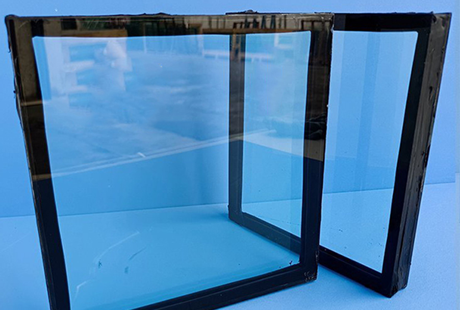 The method of identifying the quality of fire resistant glass