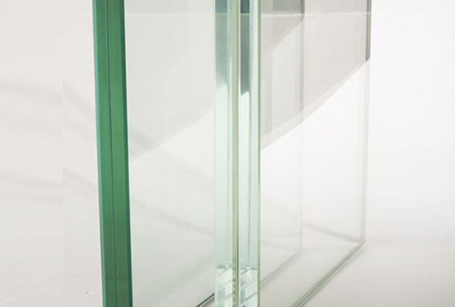 The reason why the price of three laminated glass is higher