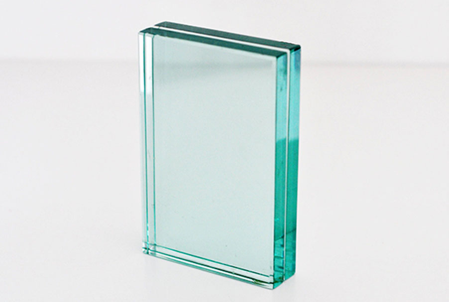 The use of laminated glass