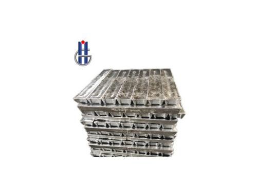 High quality tin ingots with a purity of 99.99%