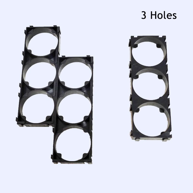 Battery holder for 26650 33140 18650 21700 cells with joinable plastic spacer