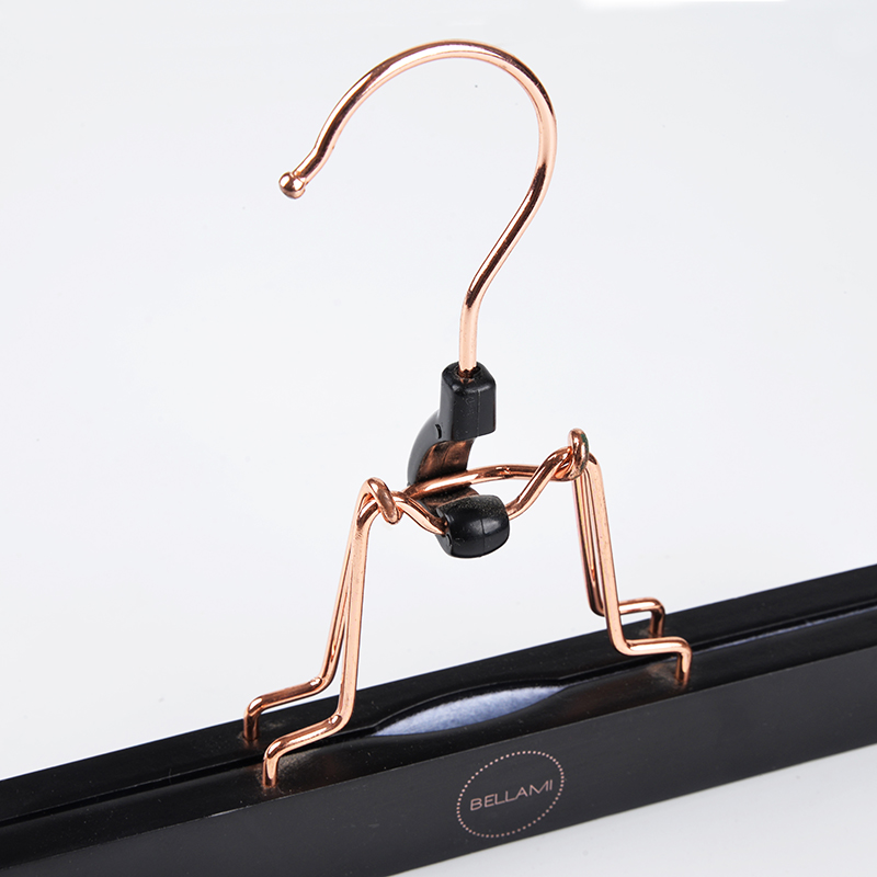 Popular black hair extension custom hanger for skirt